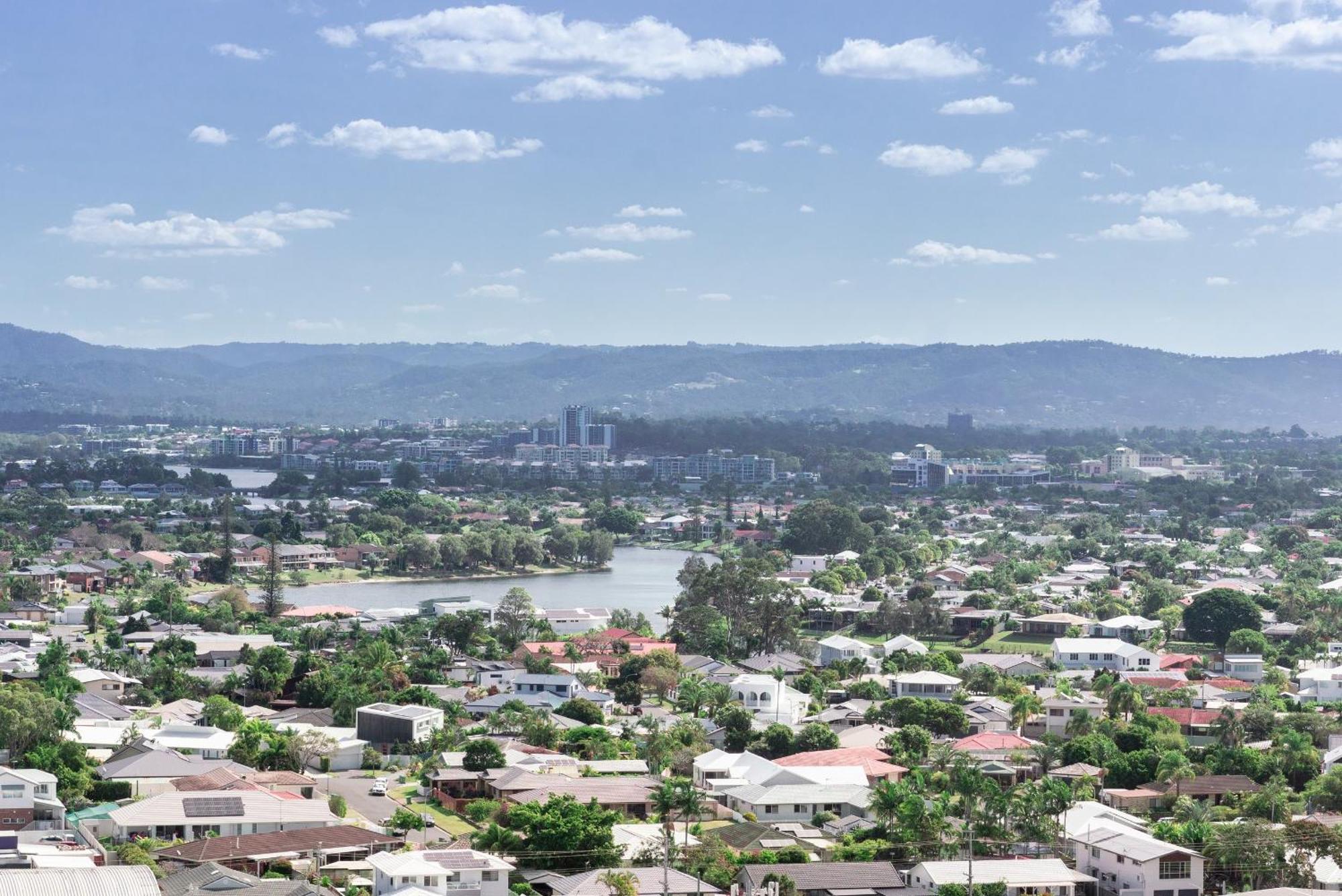 Burleigh Surf Apartments Gold Coast Esterno foto